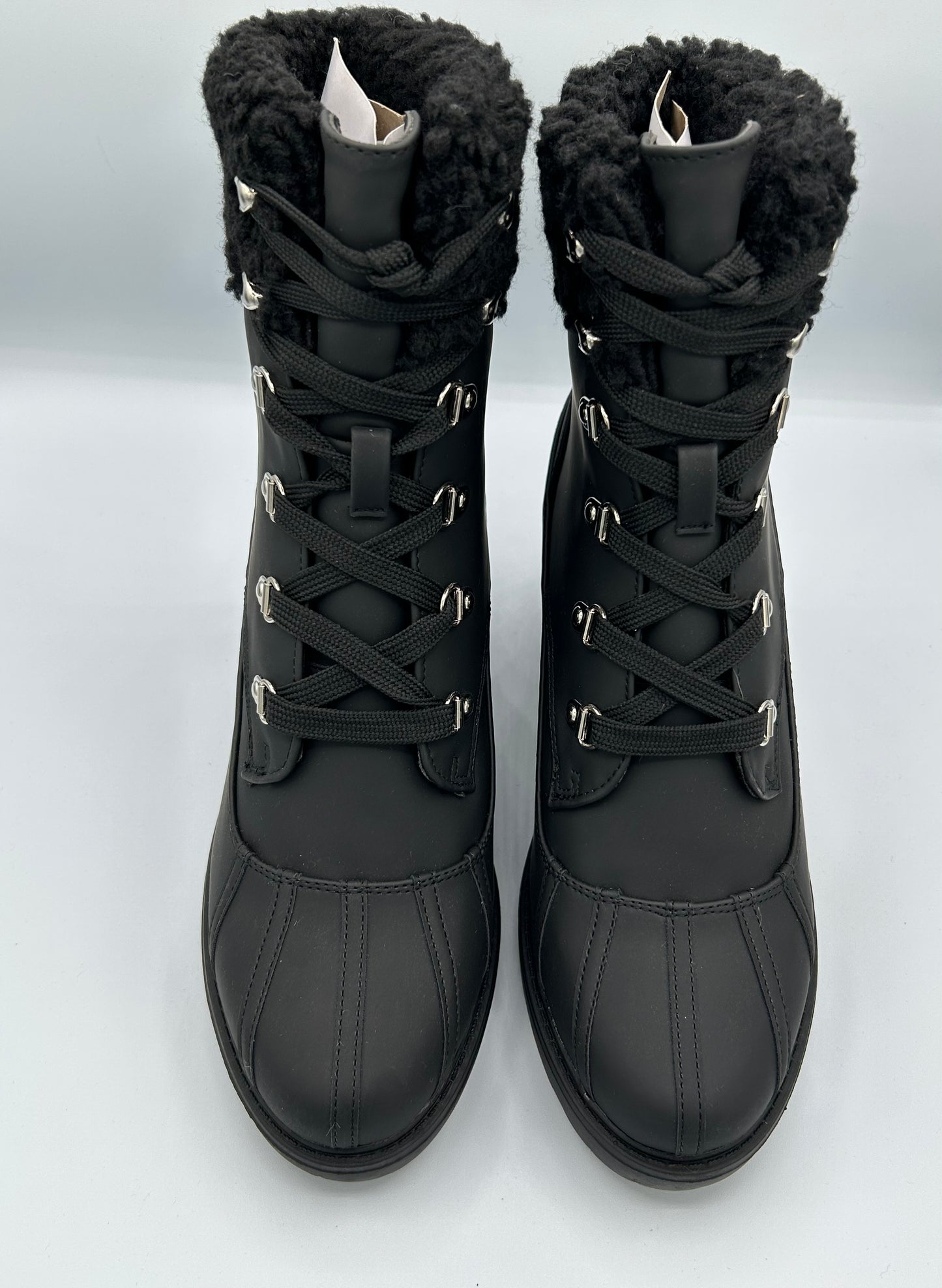 Lace up bootie